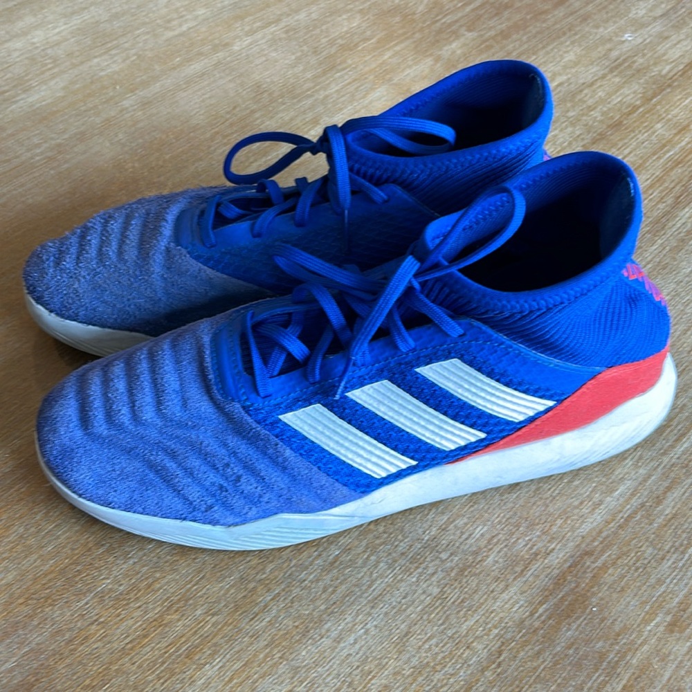 Adidas Predator Indoor with soft touch suede toe